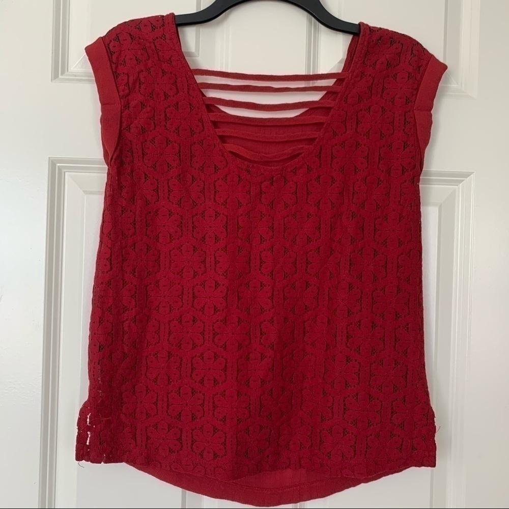 Mine | lace back sleeveless top